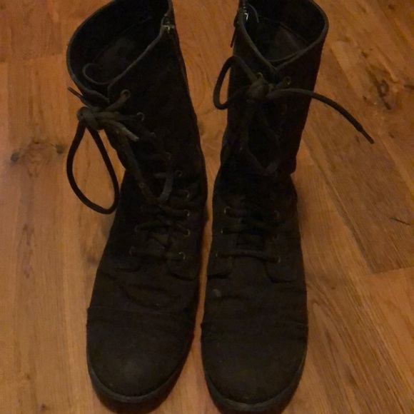 Women’s Brown Boots - Picture 3 of 5